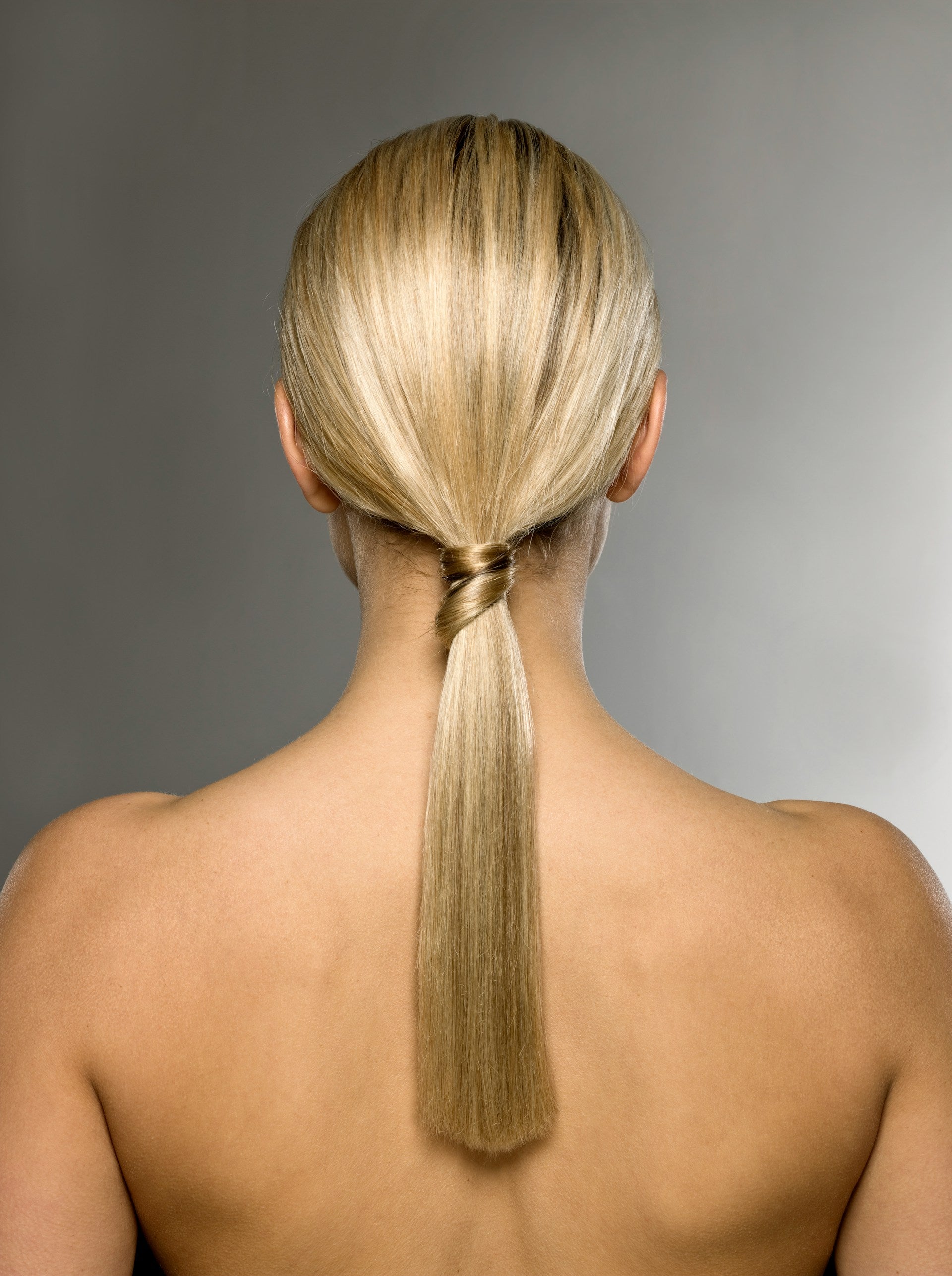 Blonde Wigs – 100% Human Hair, Natural & Glamorous